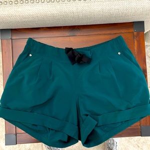 Lululemon casual shorts. Tie waist, cuffed bottom.